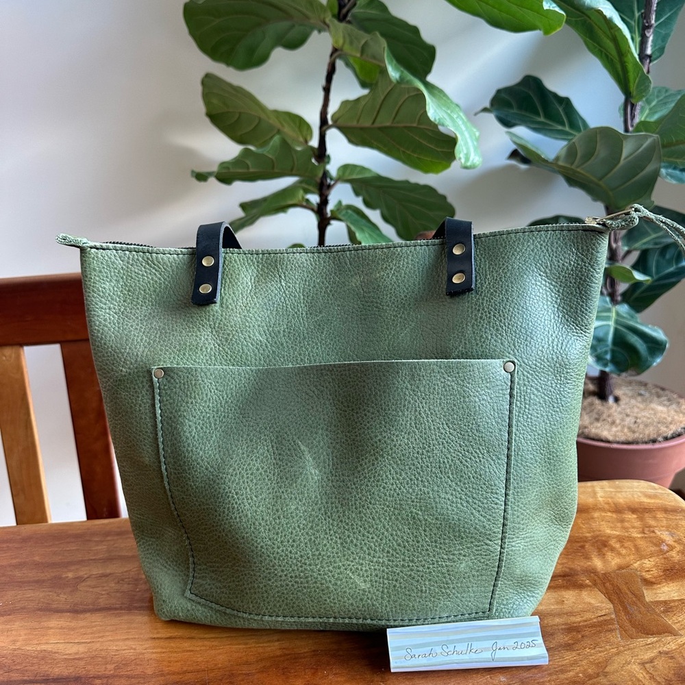 Portland Leather Avocado Medium zip tote